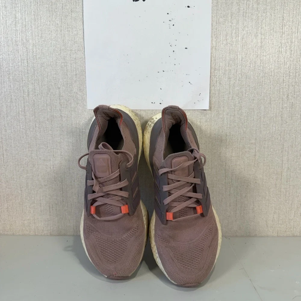Size 6.5‎ - Adidas UltraBoost 22 Magic Mauve W